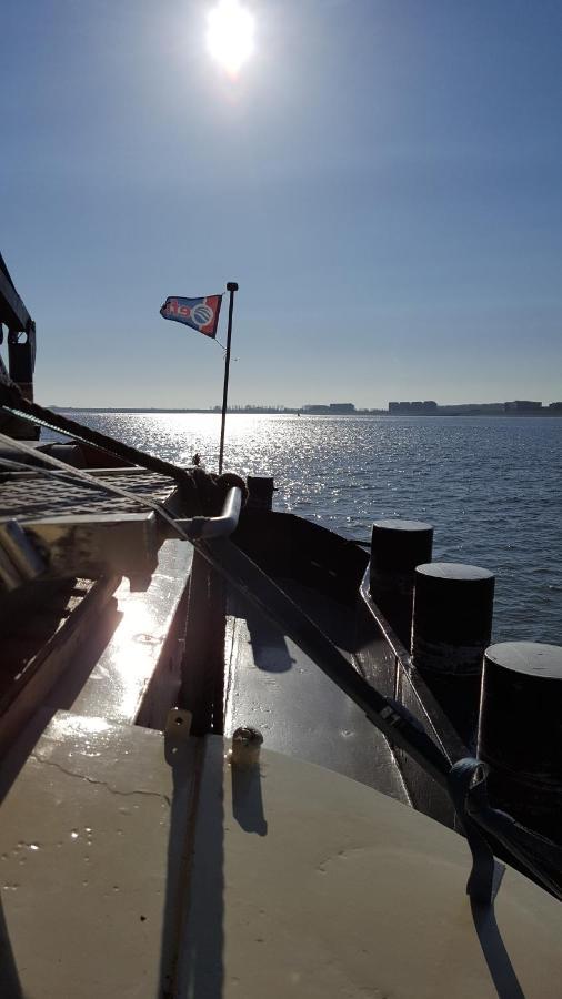 Blackpearl Boat&Breakfast Terneuzen Exterior foto