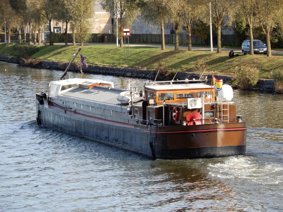 Blackpearl Boat&Breakfast Terneuzen Exterior foto
